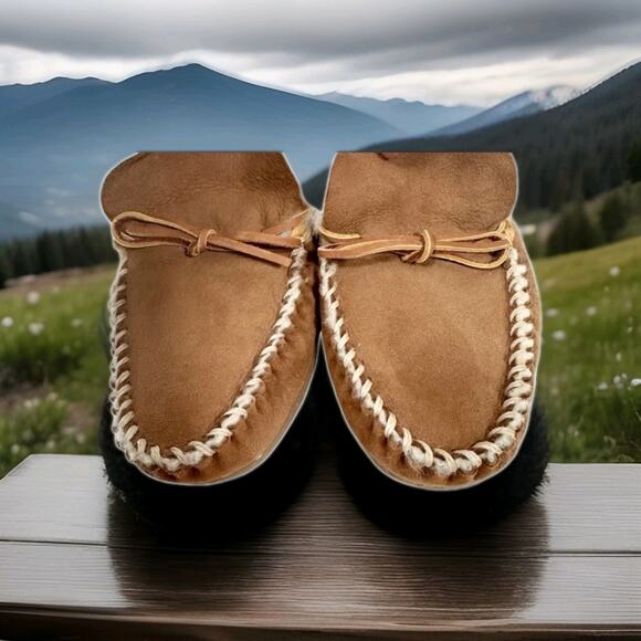 LL Bean Wicked Good Slippers Fold Over Moccasins Mens Size 10M Shearling Suede - Picture 3 of 8